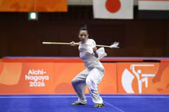 Wushu athlete Duong Thuy Vi during her performance. (Photo: Trong Hieu)