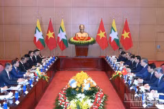 The talks between General Secretary and President To Lam and Myanmar President Min Aung Hlaing. (Photo: Dang Khoa)