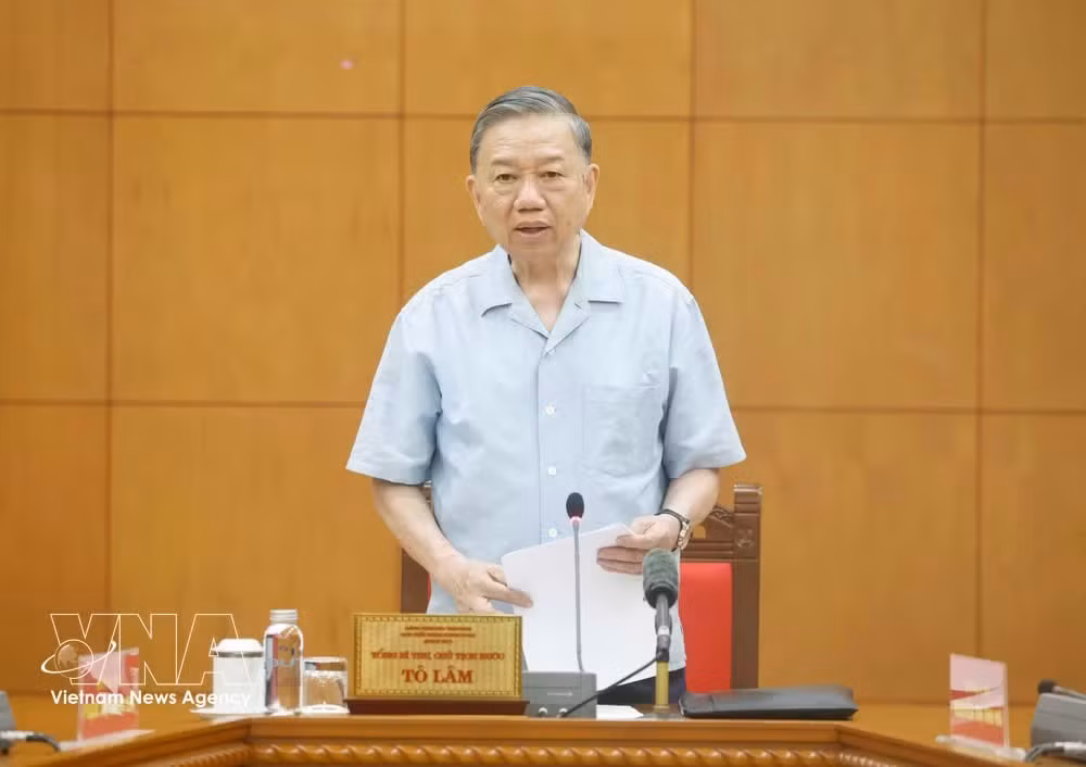 Party General Secretary and State President To Lam calls for new mindset, vision and approaches to create a historic transformation for Vietnamese traditional medicine (Photo: VNA)