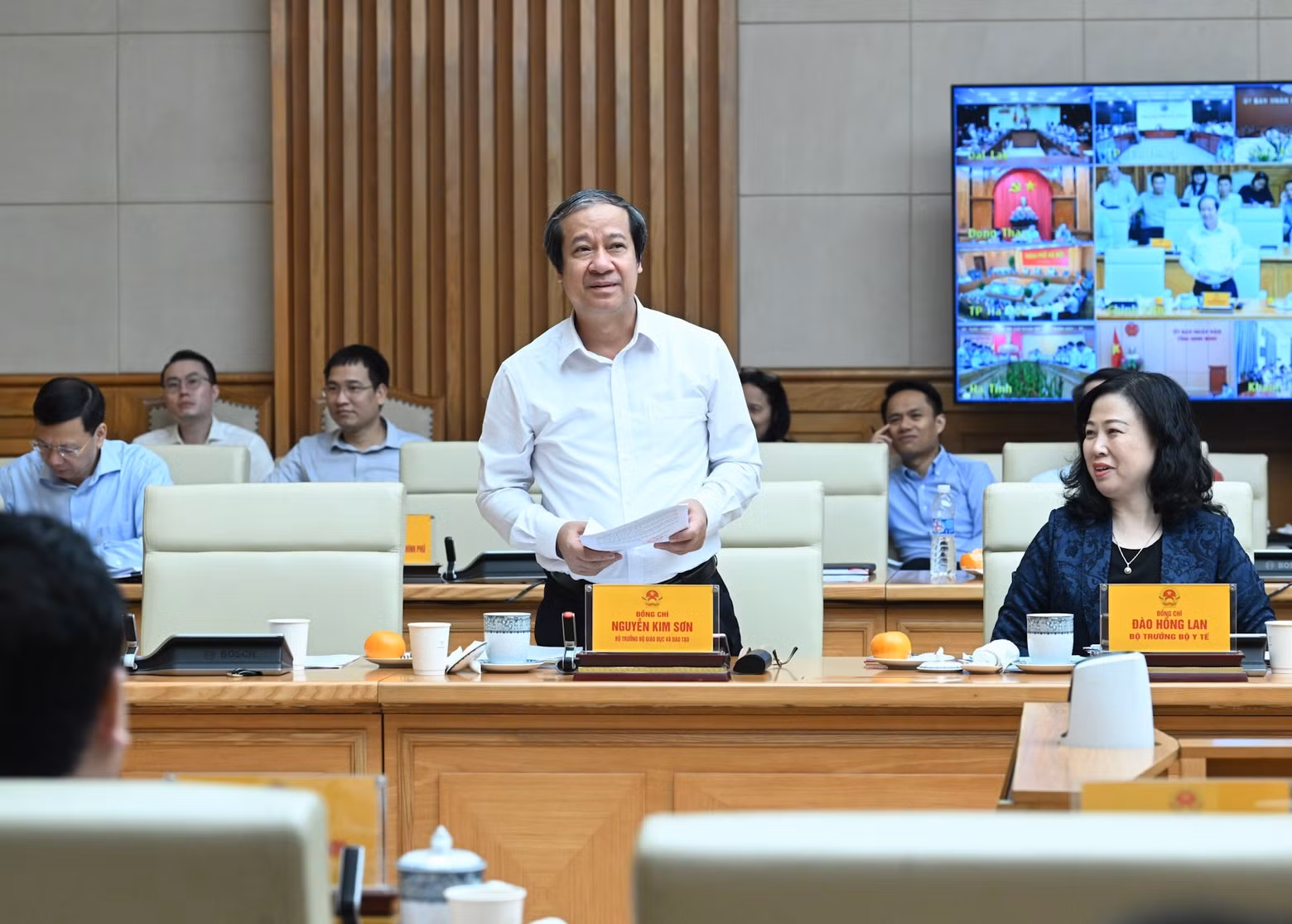 Minister of Education and Training Nguyen Kim Son speaks at the event