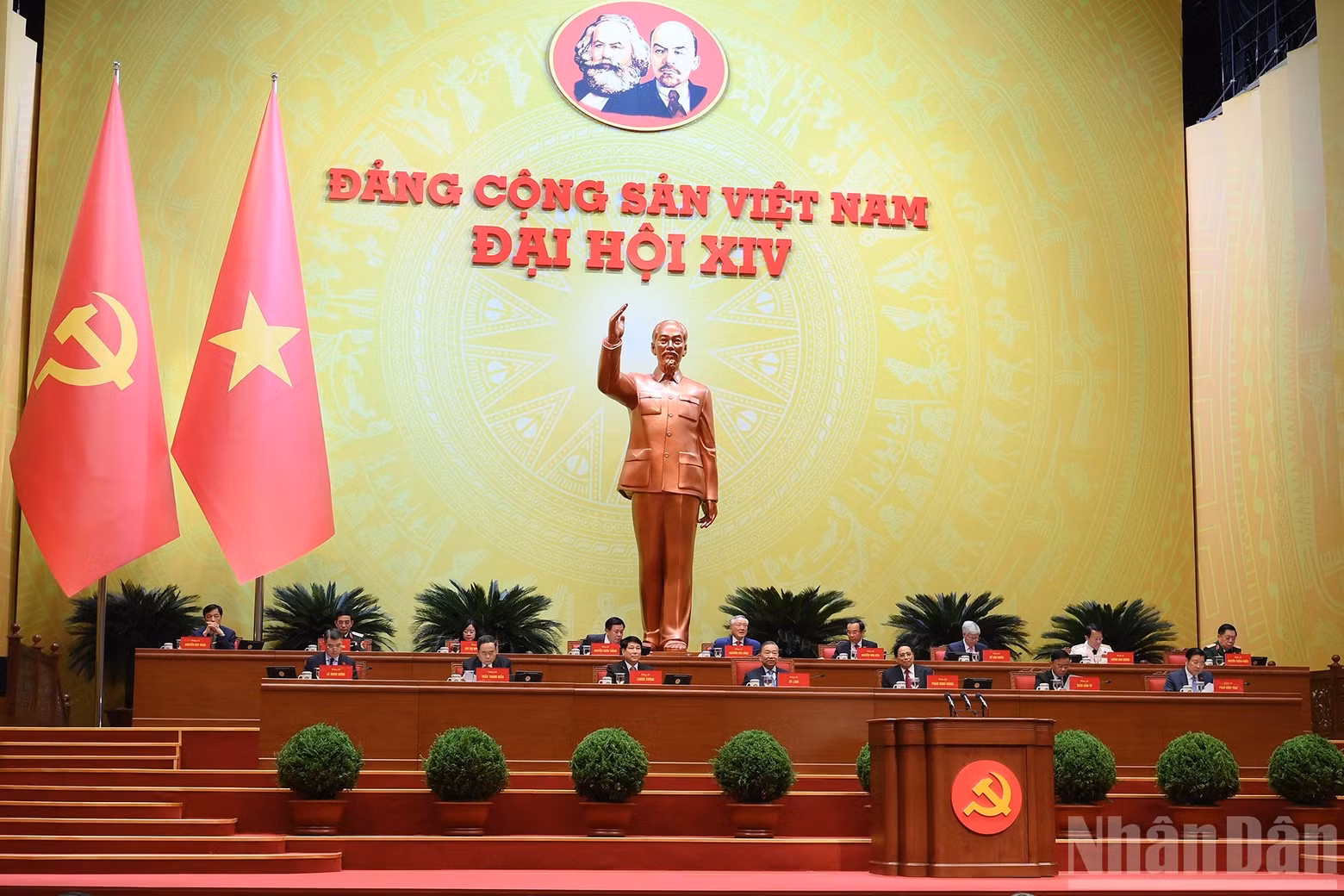 imagedaihoi-presidium.jpg