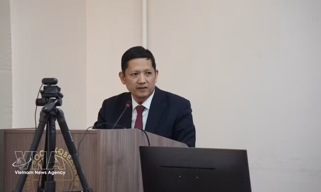 Dr. Nguyen Quoc Hung, Director of the “Tradition and Friendship” Fund to promote the Russia – Viet Nam cooperation, speaks at the event (Photo: VNA)