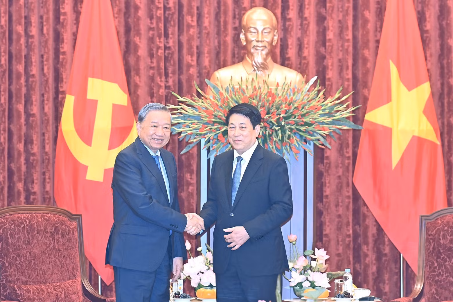 General Secretary To Lam and President Luong Cuong at the new Presidential Office Headquarters.