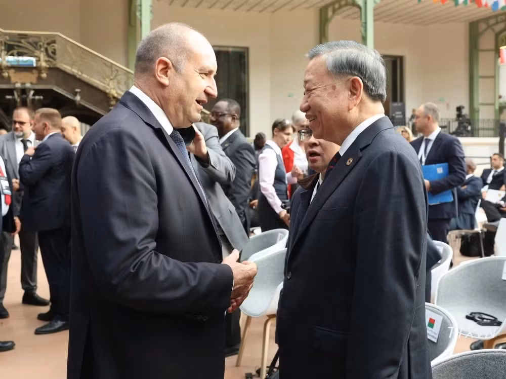 General Secretary of the Communist Party of Viet Nam (CPV) Central Committee and President To Lam and Bulgarian Prime Minister Rumen Georgiev Radev (Photo: VNA)