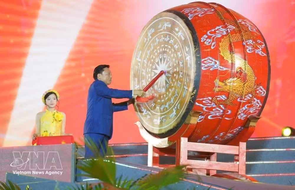At the opening of Hung Kings Temple Festival and the Ancestral Land Culture and Tourism Week 2026 (Photo: VNA)
