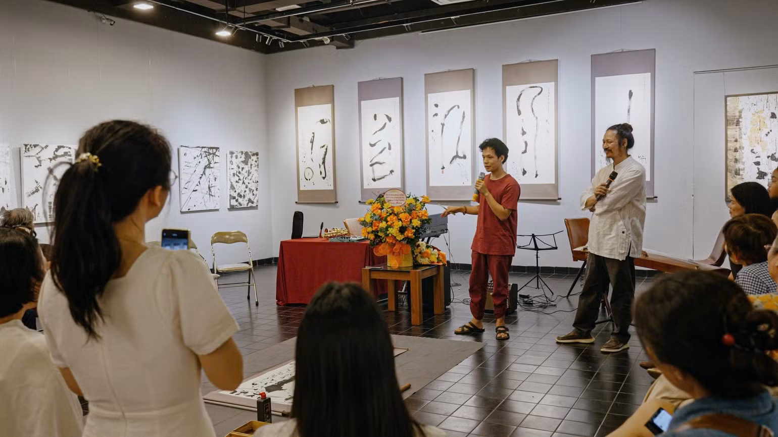 Painter Thai Tinh and his son Thien Nam share their thoughts on the exhibition.