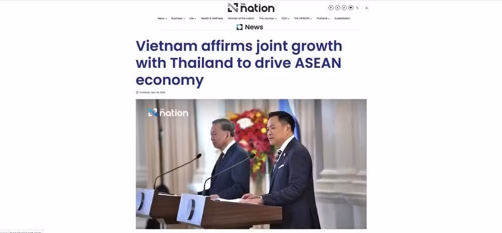 An article on The Nation about Viet Nam-Thailand relations and ASEAN. (Photo: VNA)