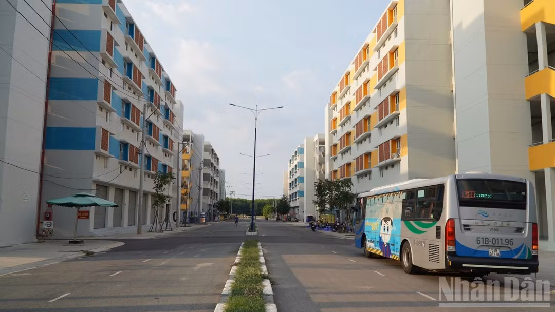 Becamex Dinh Hoa social housing complex. (Photo: Vuong Le)