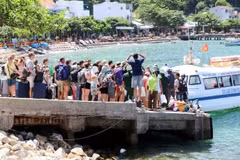 The peak tourism season on Cu Lao Cham Island, Tan Hiep Commune, consistently attracts large numbers of international visitors.