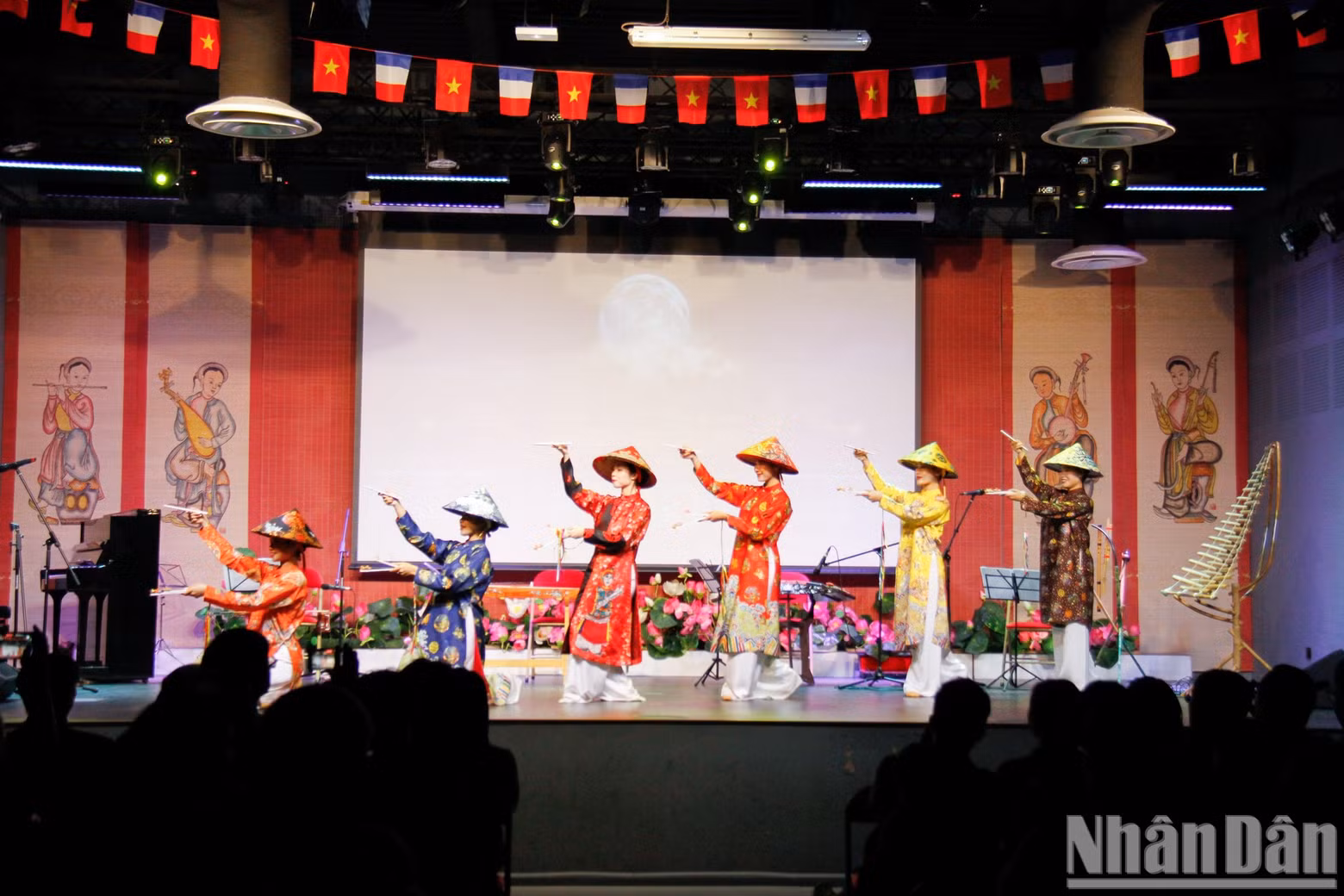 A dance performance featuring strong elements of Vietnamese folk culture at the artistic programme.