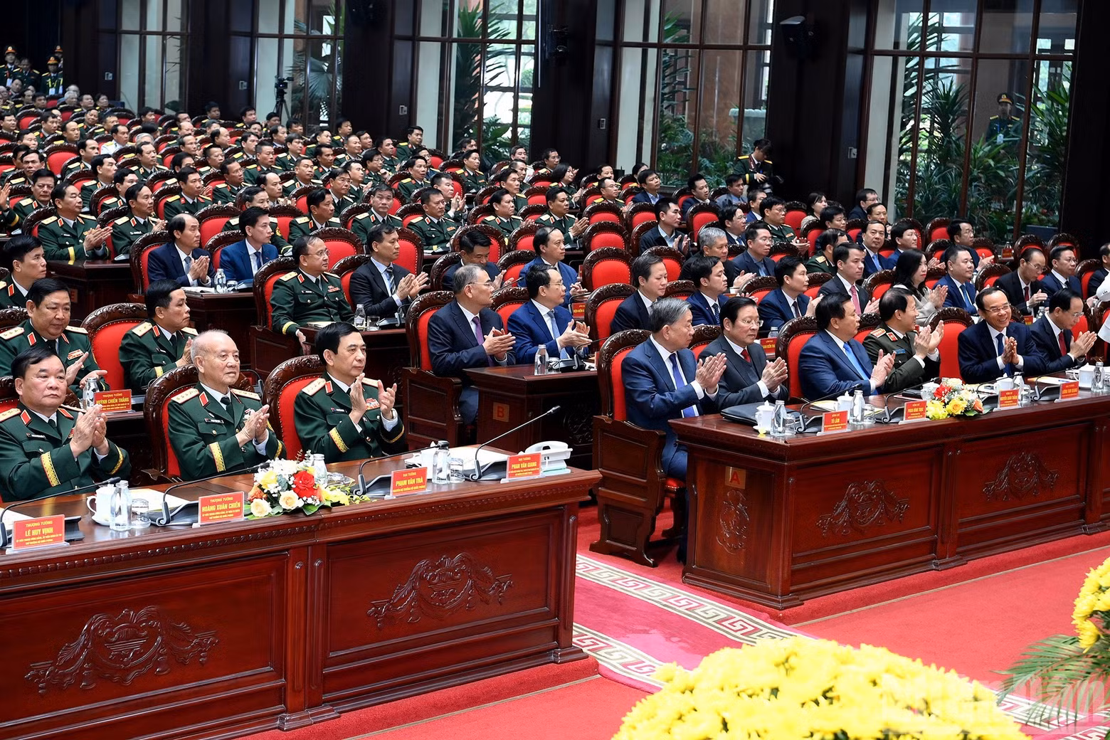 Party General Secretary To Lam with Party and State leaders and delegates at the ceremony.