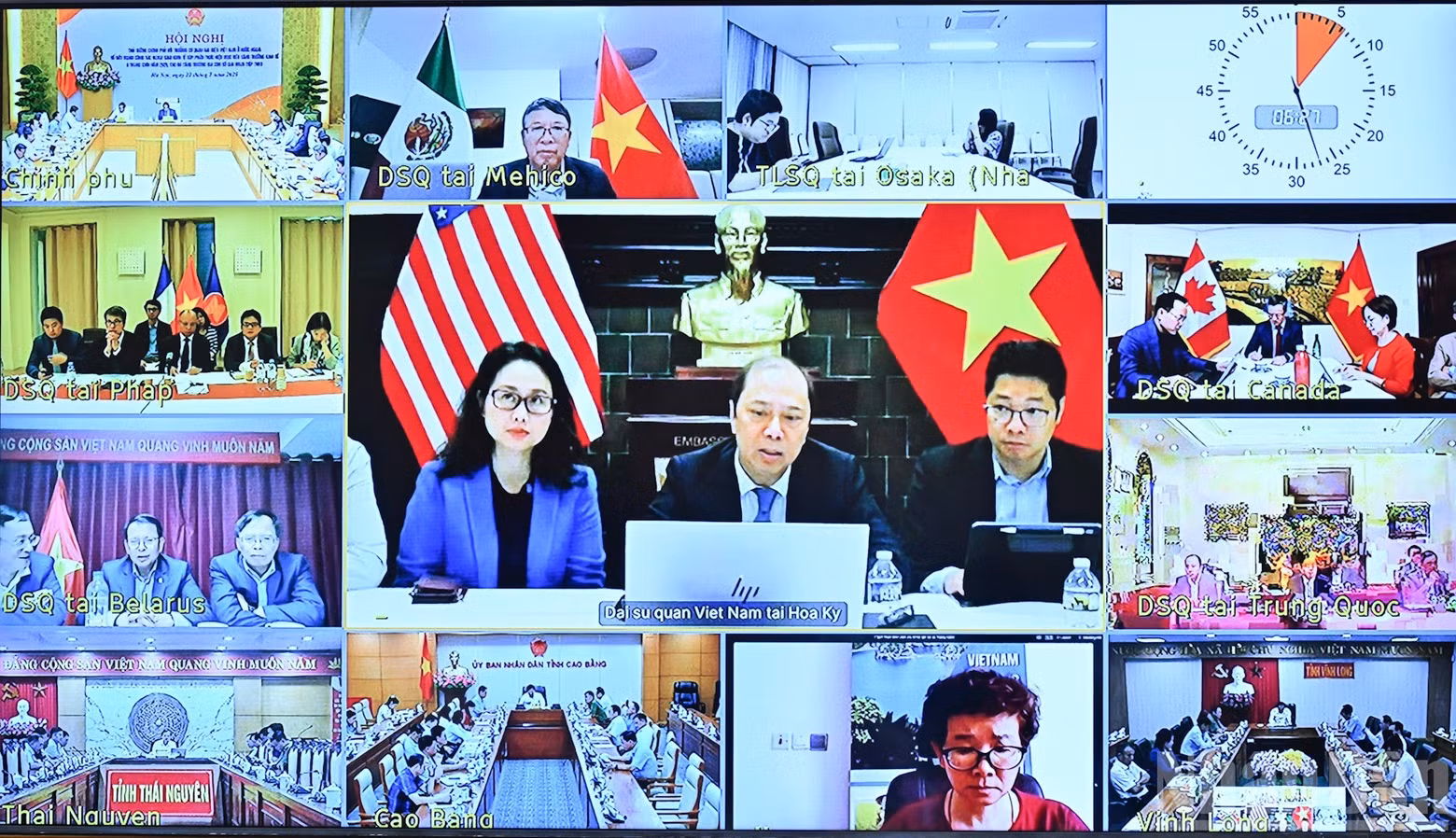 The conference was connected online to Vietnamese embassies and representative missions abroad.