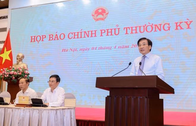 040426-hop-bao-cp-2.jpg
