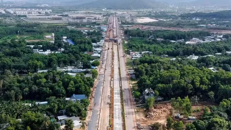 tuyen-lrt-rut-ngan-thoi-gian-tu-san-bay-phu-quoc-ve-nam-dao-xuong-con-20-phutjpg.jpg