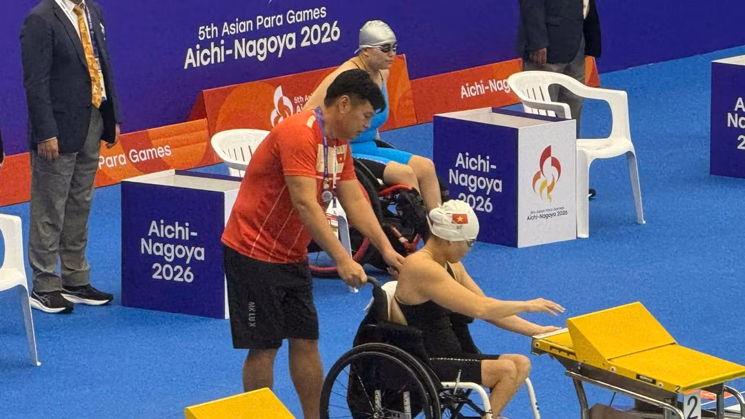 Trinh Thi Bich Nhu prepares to compete. (Photo: THU HOAI)