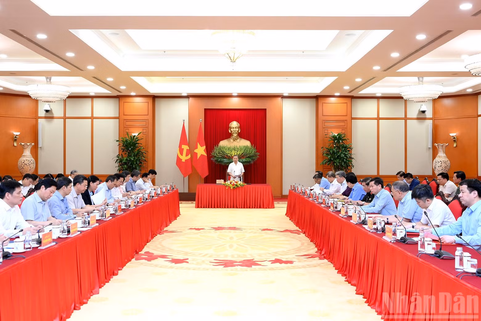 A view of the working session with the Party Central Committee’s Organisation Commission in Ha Noi on June 3, 2026. (Photo: nhandan.vn)