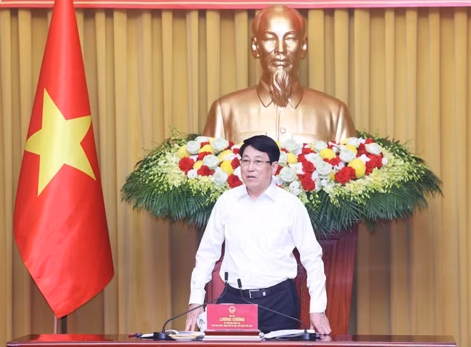 vna-potal-chu-tich-nuoc-lam-viec-voi-tinh-uy-hung-yen-va-tinh-uy-thai-binh-ve-viec-thuc-hien-nghi-quyet-hoi-nghi-trung-uong-11-khoa-xiii-8074660.jpg
