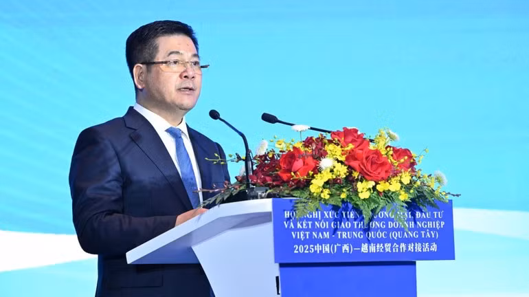 hongdien-271125.jpg
