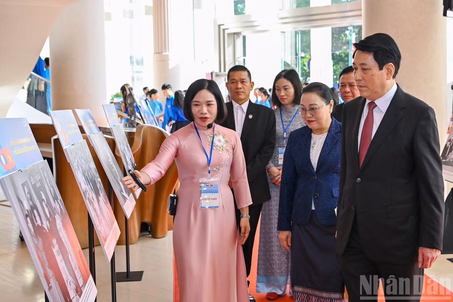 State President Luong Cuong and delegates visited a sideline exhibition marking the milestone.