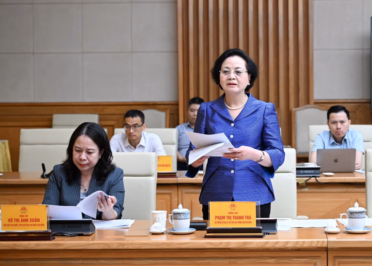thutuong-09825-3.jpg