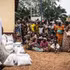 People in the Central African Republic wait to receive food distributed by the FAO. (Photo: Xinhua)